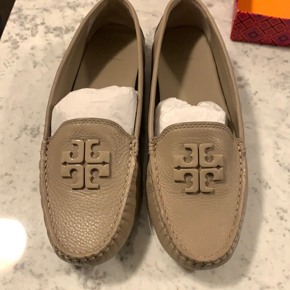Size 9 Tory Burch shoe